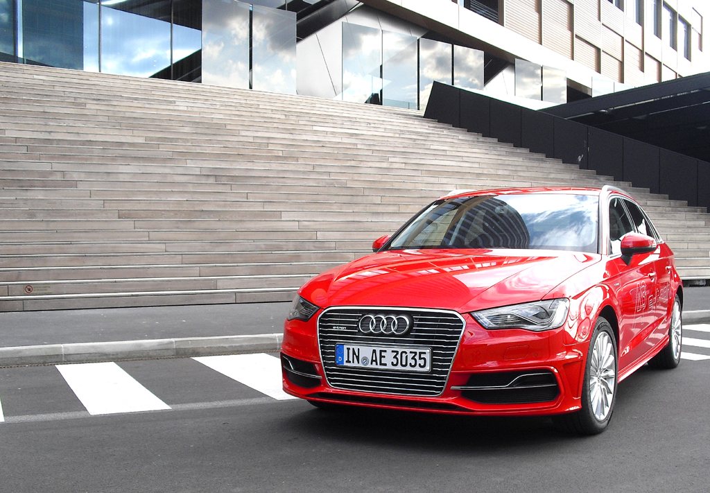 Für Audi ist der neue A3 Sportback e-tron der Einstieg in die Serien-Elektromobilität.