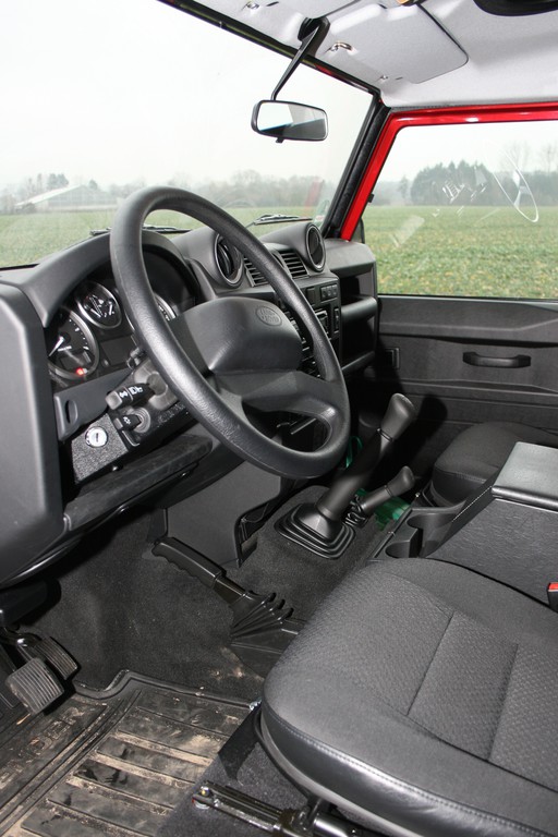 Fahrbericht Land Rover Defender 90 SW: Keiner hat länger durchgehalten