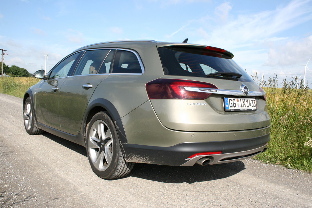 Fahrbericht Opel Insignia Country Tourer 2.0 SIDI Turbo: Landlust
