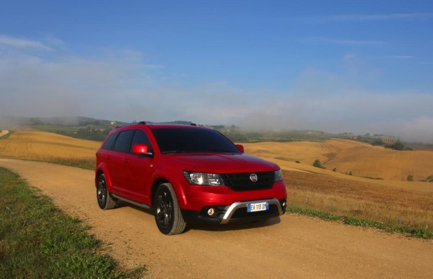 Fiat Freemont Cross: Siebensitzer mit robustem Auftritt