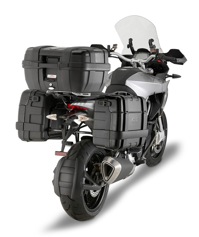Givi Trekker jetzt auch ganz in Schwarz