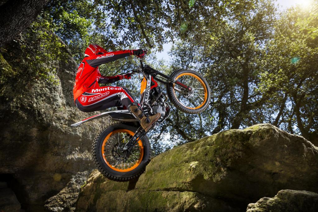 Honda Montesa Cota 4RT mit besserem Feeling beim Trial