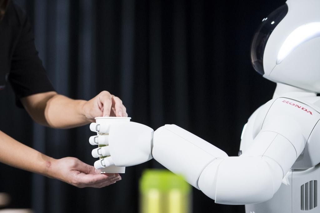 Honda Roboter Asimo - Noch spielt er nur