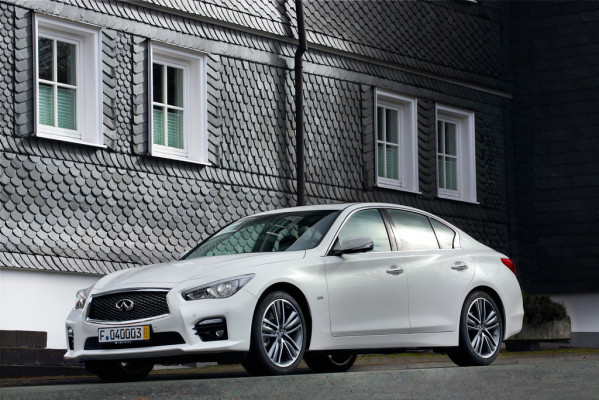 Infiniti Q50 2.0 ab Herbst fr 39.260 Euro