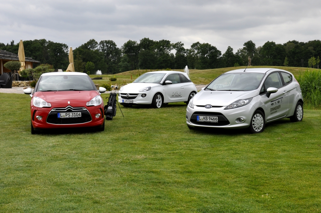 Kleine Autos, große Wirkung - Wer macht die beste Figur auf dem Golfplatz?