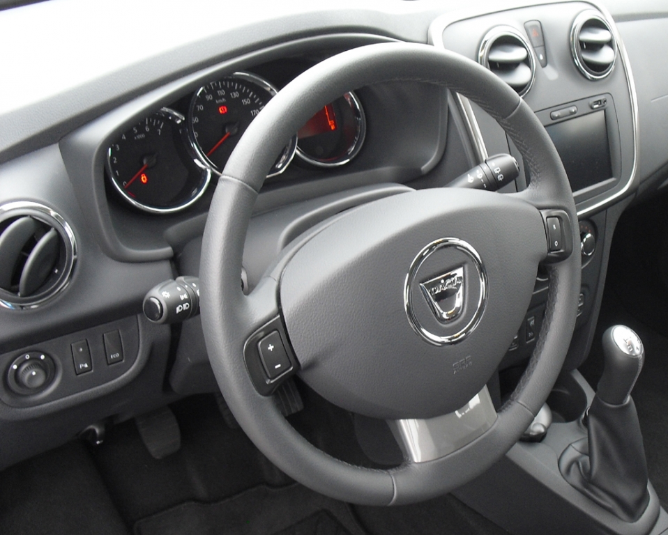Konzentration aufs Wesentliche: Cockpit im Sandero Stepway
