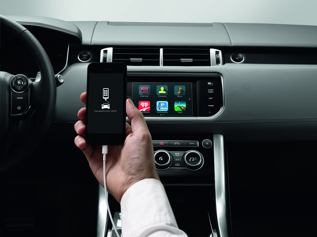 Land Rover legt beim Range Rover nach