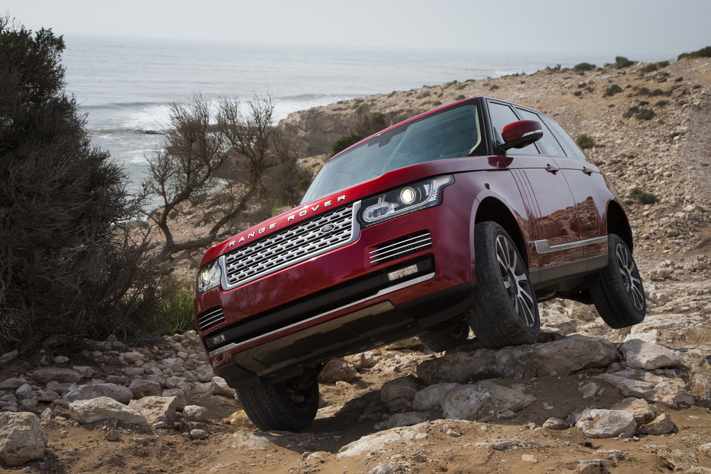 Land Rover legt beim Range Rover nach