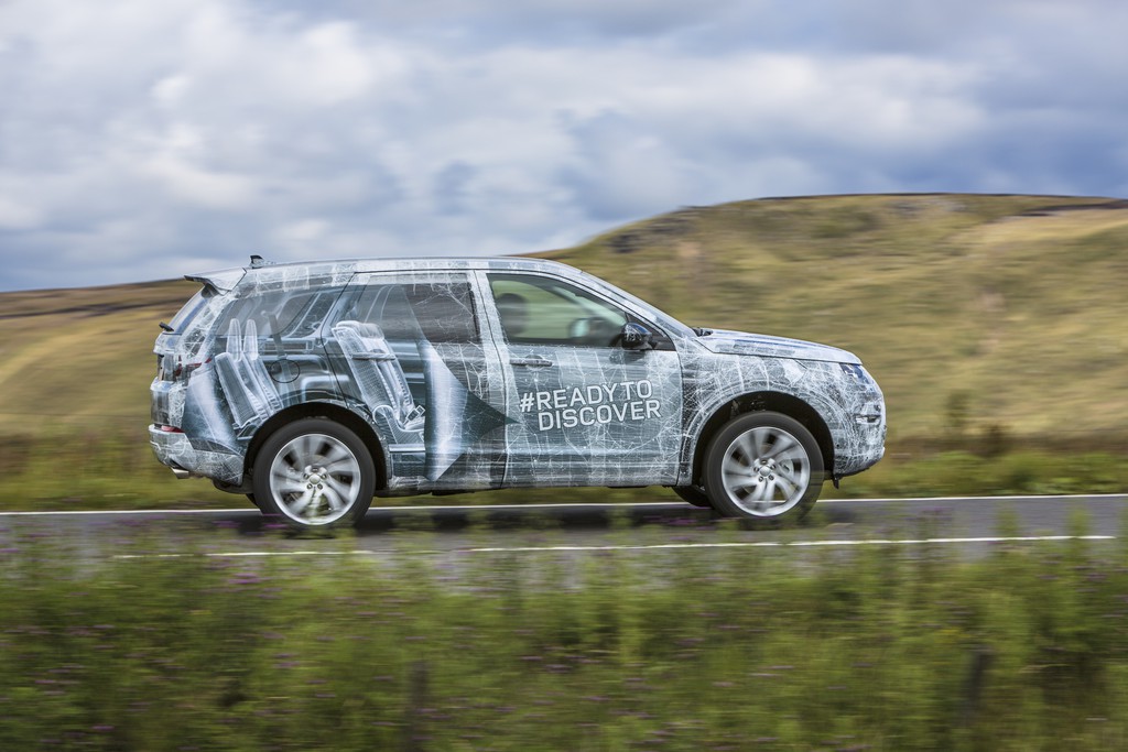 Land Rover zeigt erste Fotos vom neuen Discovery Sport