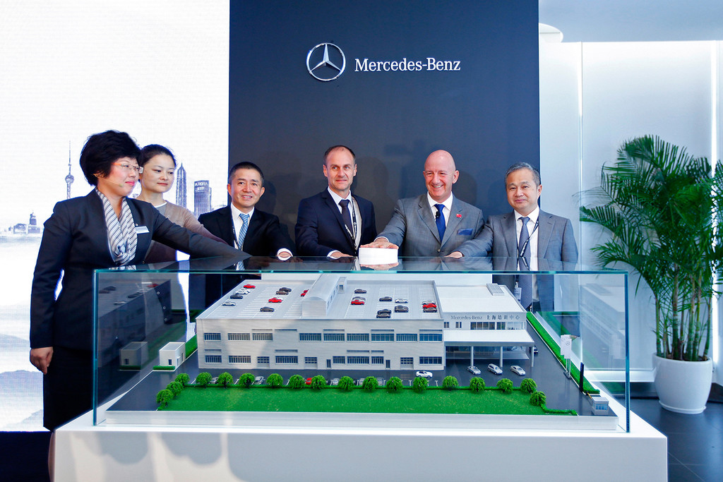 Mercedes-Benz eröffnet Trainingscenter in China