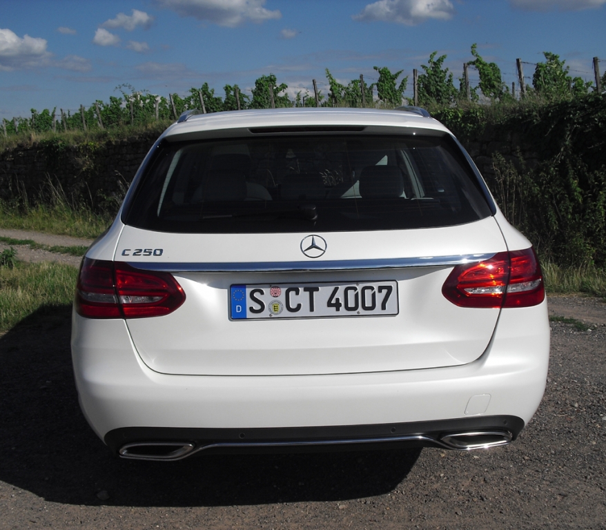 Mercedes C-Klasse T-Modell: Blick auf die Heckpartie.