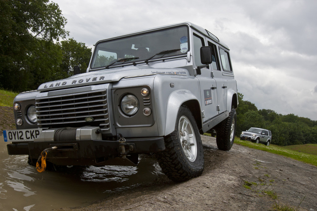 Mit Land Rover ins Stammwerk und aufs Testgelände