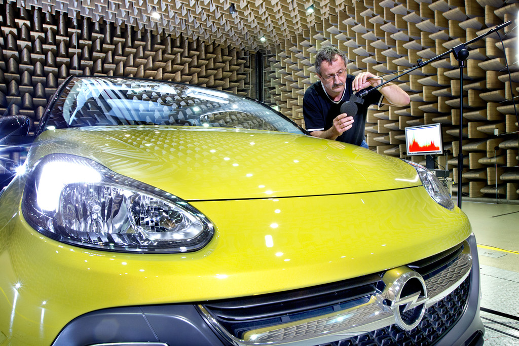 Opel Adam Rocks im Akustiklabor