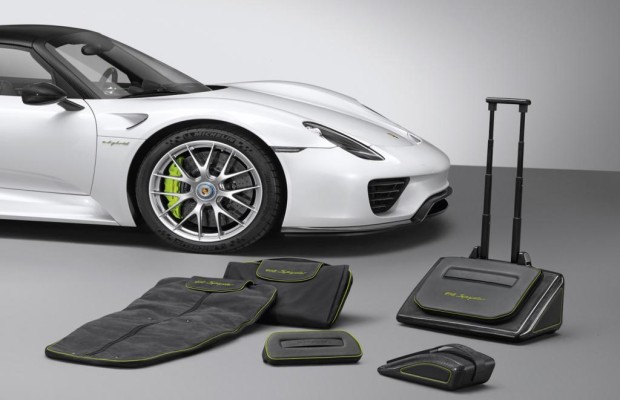 Porsche 918 Spyder Gepäckserie - Designt für engsten Raum  