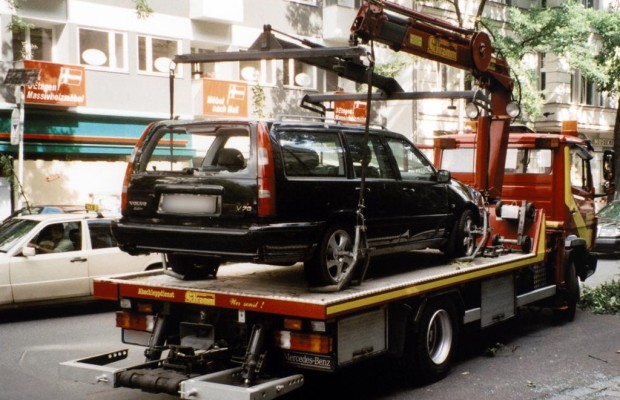 Recht: Abzocke beim Abschleppen - Falschparker muss nicht jede Summer zahlen 