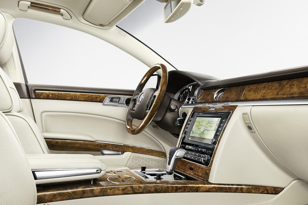 VW Phaeton