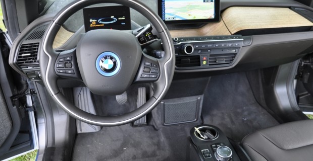 Vergleich: BMW i3 gegen Nissan Leaf - Es hat sich was getan