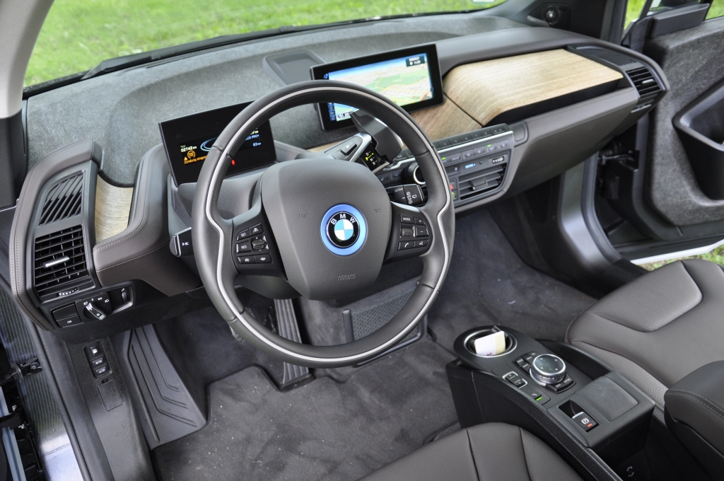 Vergleich: BMW i3 gegen Nissan Leaf - Es hat sich was getan