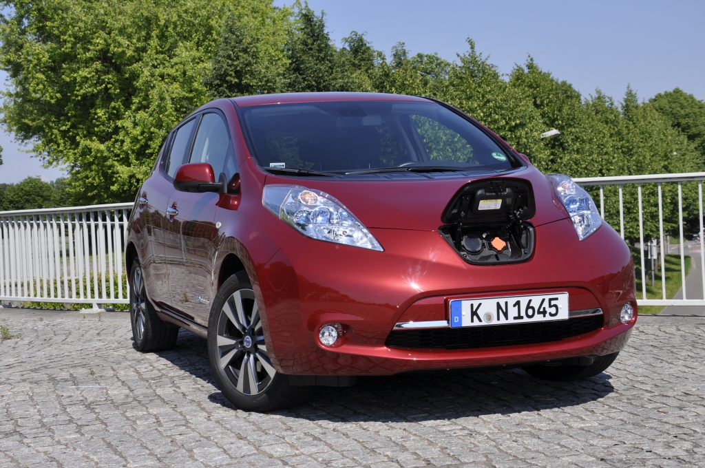 Vergleich: BMW i3 gegen Nissan Leaf - Es hat sich was getan