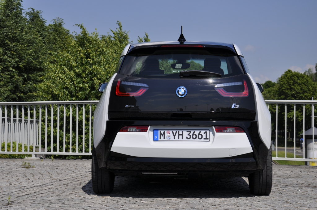 Vergleich: BMW i3 gegen Nissan Leaf - Es hat sich was getan