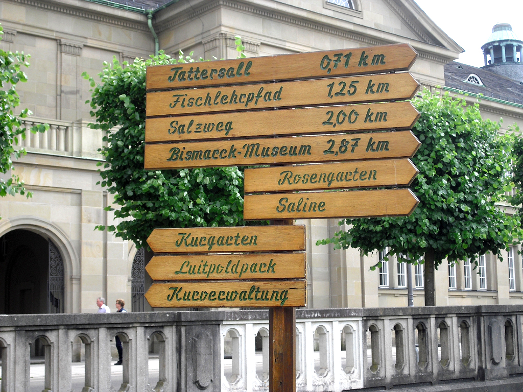 Vom Tattersall bis zur Kurverwaltung: Vorteil einer kleineren Kurstadt sind kürzere Wege. 
