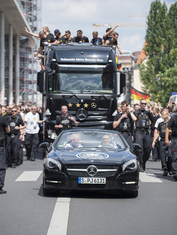 Weltmeister fahren Mercedes-Benz Actros