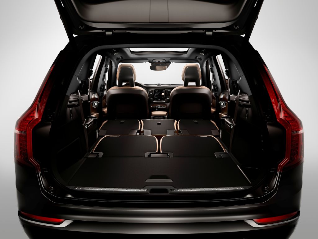 Weltpremiere für das Edel-SUV Volvo XC90 - Thors Hammer gegen deutsche Riesen