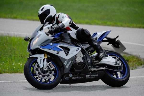 ABS und Stabilitätskontrolle fürs Motorrad - Mehr Sicherheitstechnik für alle