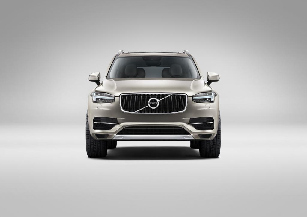 Weltpremiere für das Edel-SUV Volvo XC90 - Thors Hammer gegen deutsche Riesen
