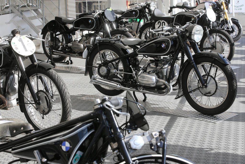 BMW erinnert an TT-Triumphe