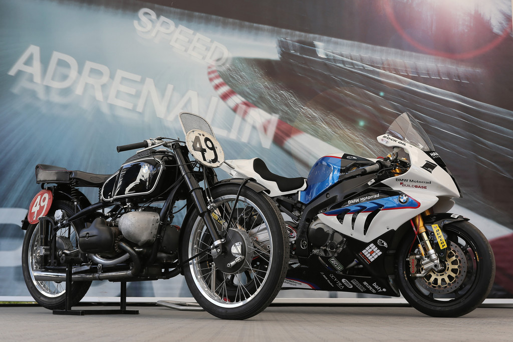 BMW erinnert an TT-Triumphe