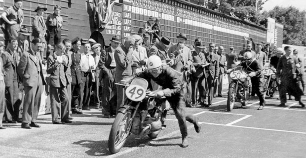 BMW erinnert an TT-Triumphe
