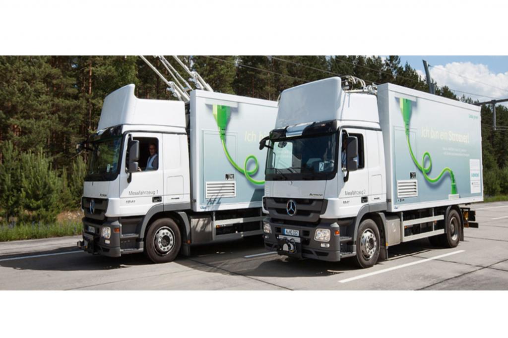 Den Trucks werden dazu neuartige Stromabnehmer verpasst, die automatisch am Fahrdraht andocken. Treten die Brummi-Fahrer auf die Bremse, wird die Bremsenergie als elektrischer Strom wieder in die Oberleitung zurückgespeist.