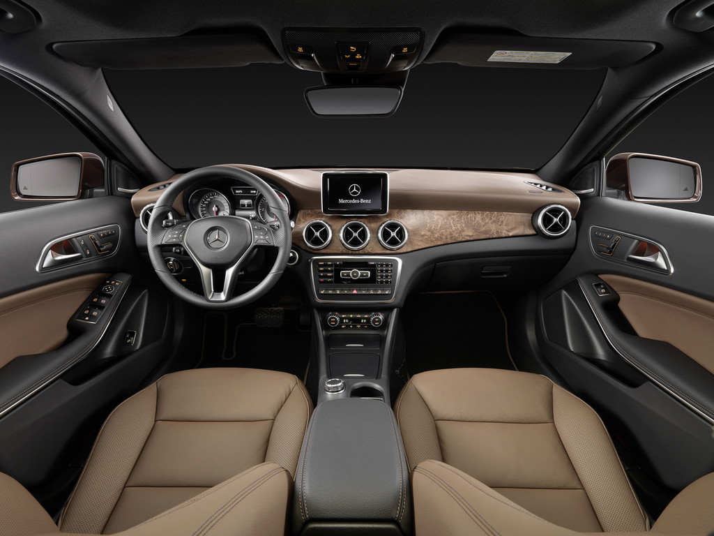 Design bei Mercedes-Benz: Digitale Technik fördert die Liebe zum Analogen