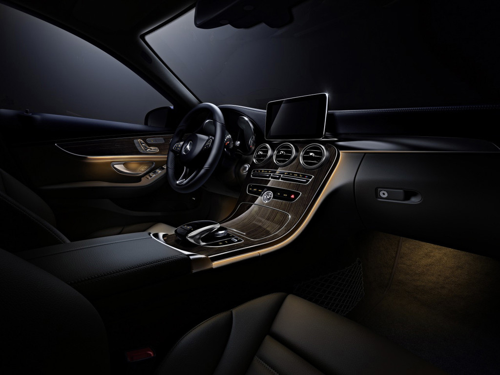 Design bei Mercedes-Benz: Digitale Technik fördert die Liebe zum Analogen