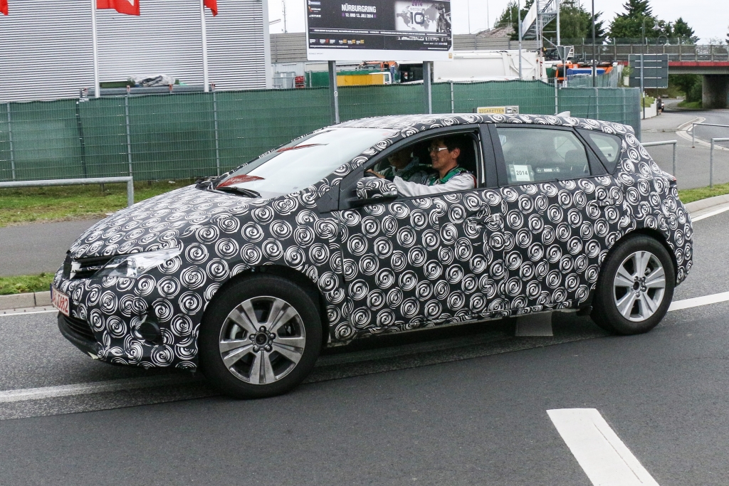 Erwischt: Erlkönig Toyota Auris Cross – Modell ohne Namen