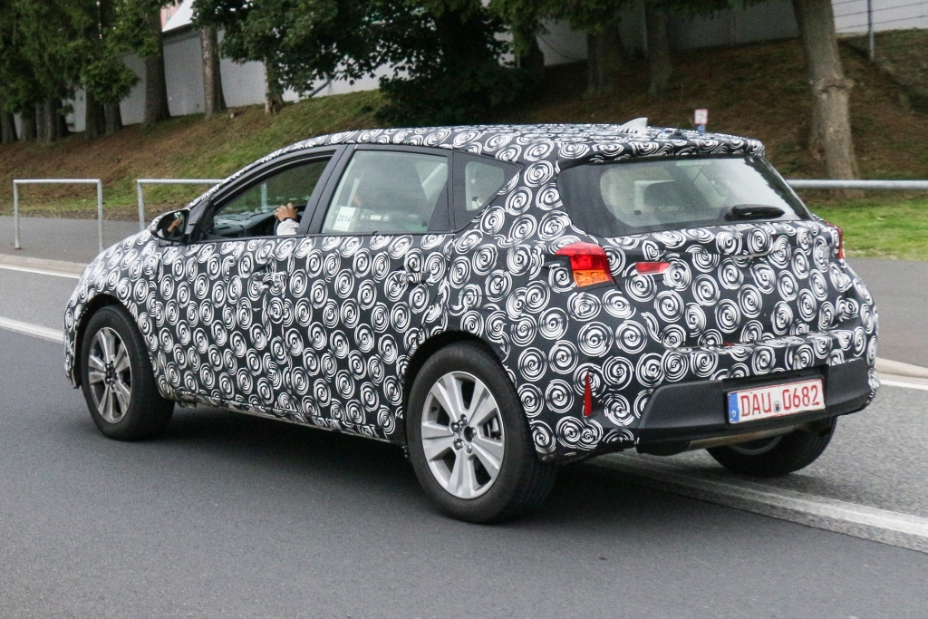 Erwischt: Erlkönig Toyota Auris Cross – Modell ohne Namen