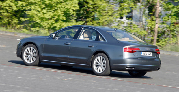 Fahrbericht Audi A8 gegen Mercedes-Benz S-Klasse: Charaktersache