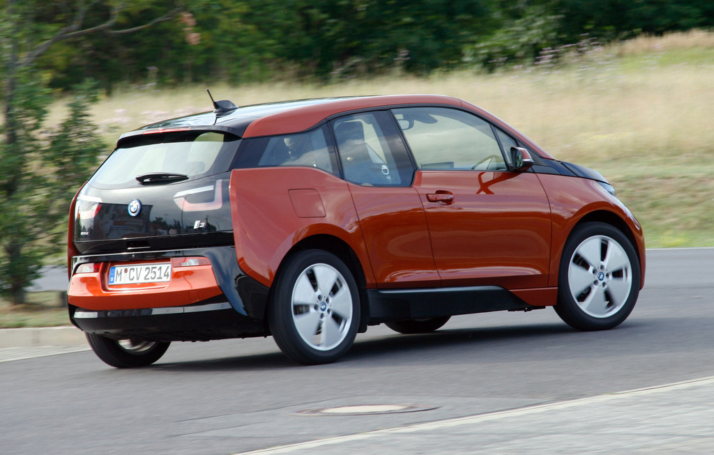 Fahrbericht BMW i3: Unterwegs ohne Netz und doppelten Boden