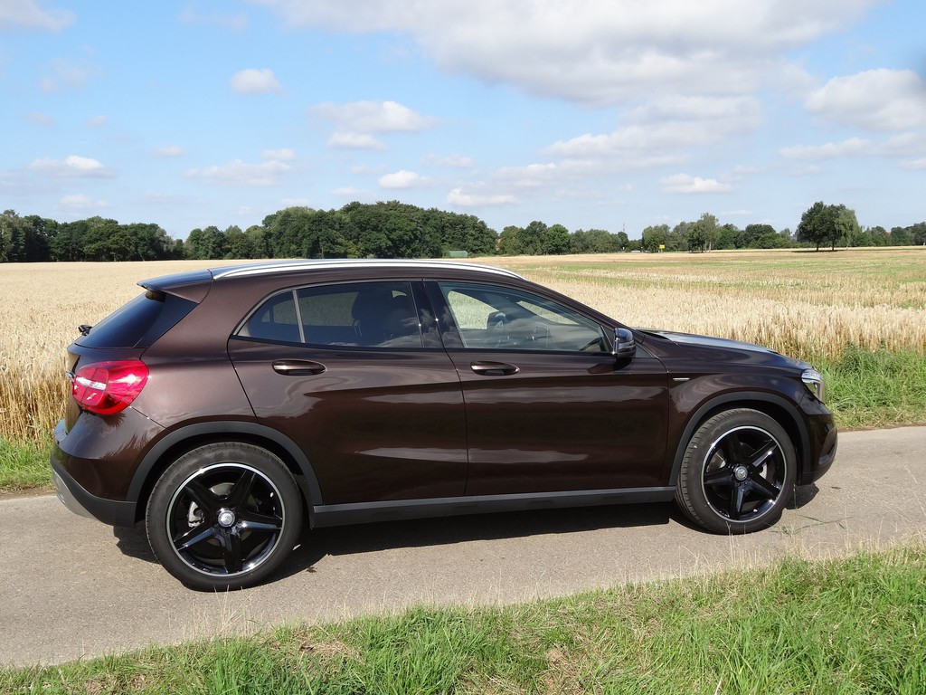 Fahrbericht Mercedes-Benz GLA: Dynamik für den Boulevard
