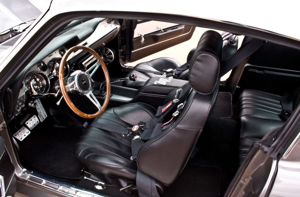 Ford Mustang GT 500 Eleanor: Ein hangefertigter Filmklassiker