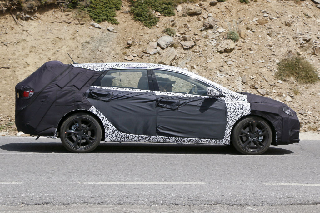 Erlkönig Hyundai i40