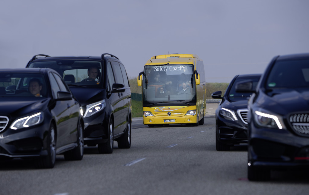 IAA Nutzfahrzeuge 2014: Mercedes-Benz und Setra erweitern ihr Busprogramm