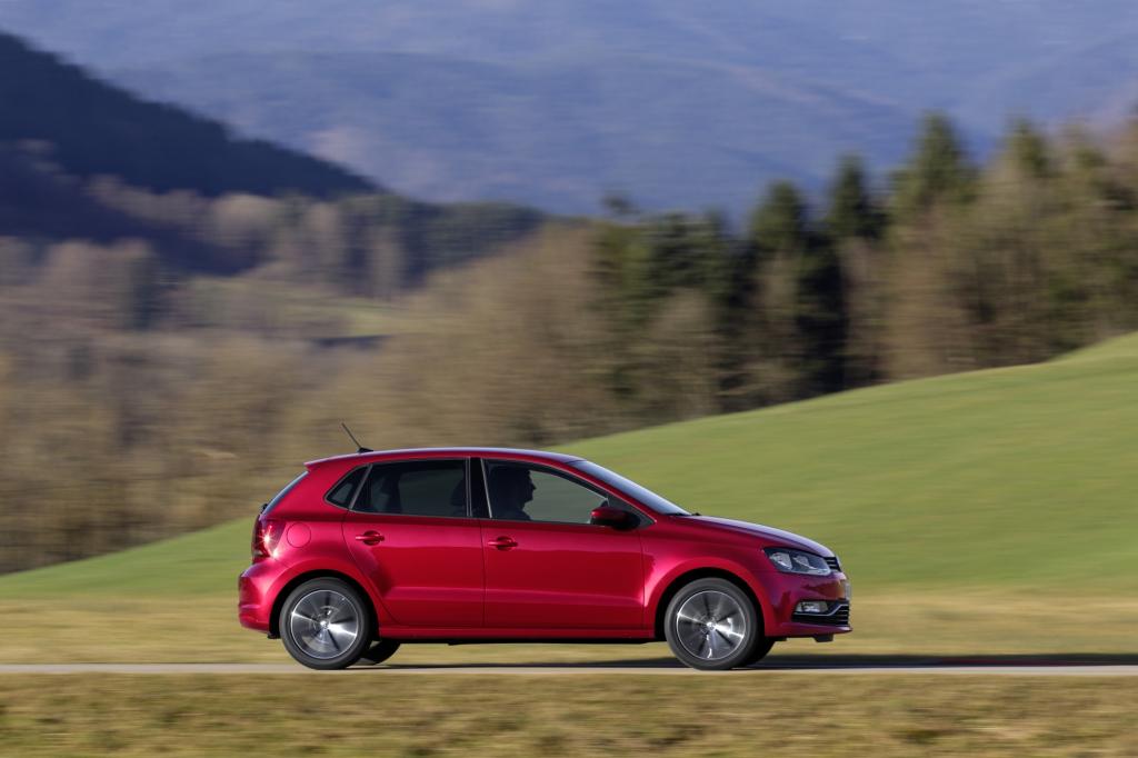 Jeder siebte Kleinwagenkäufer hat sich in den ersten sechs Monaten dieses Jahres entschieden, einen VW Polo zu kaufen