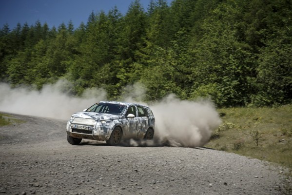 Land Rover Discovery Sport durchläuft über 11.700 Vorserientests