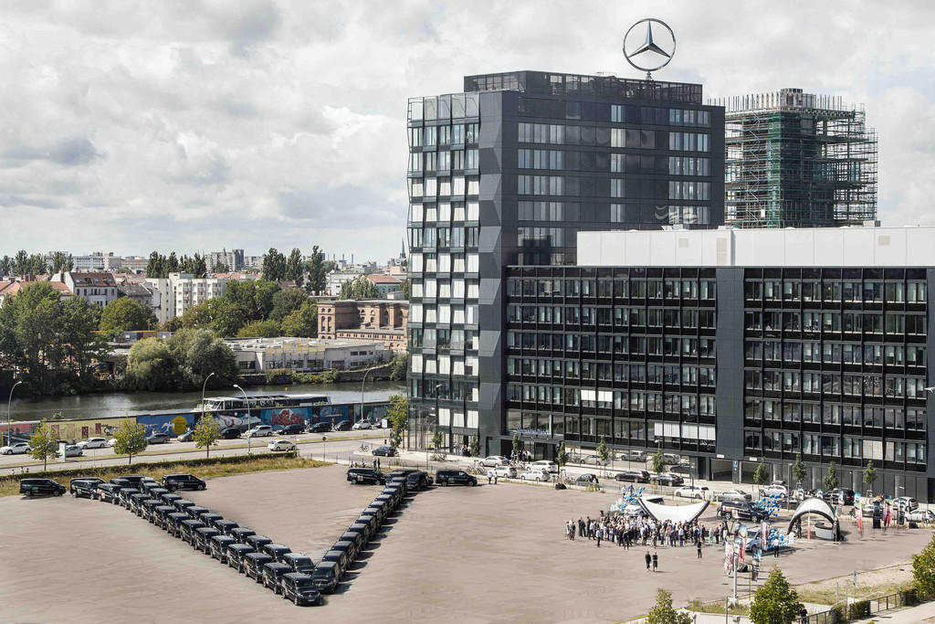 Mercedes-Benz bittet Familien in die V-Klasse