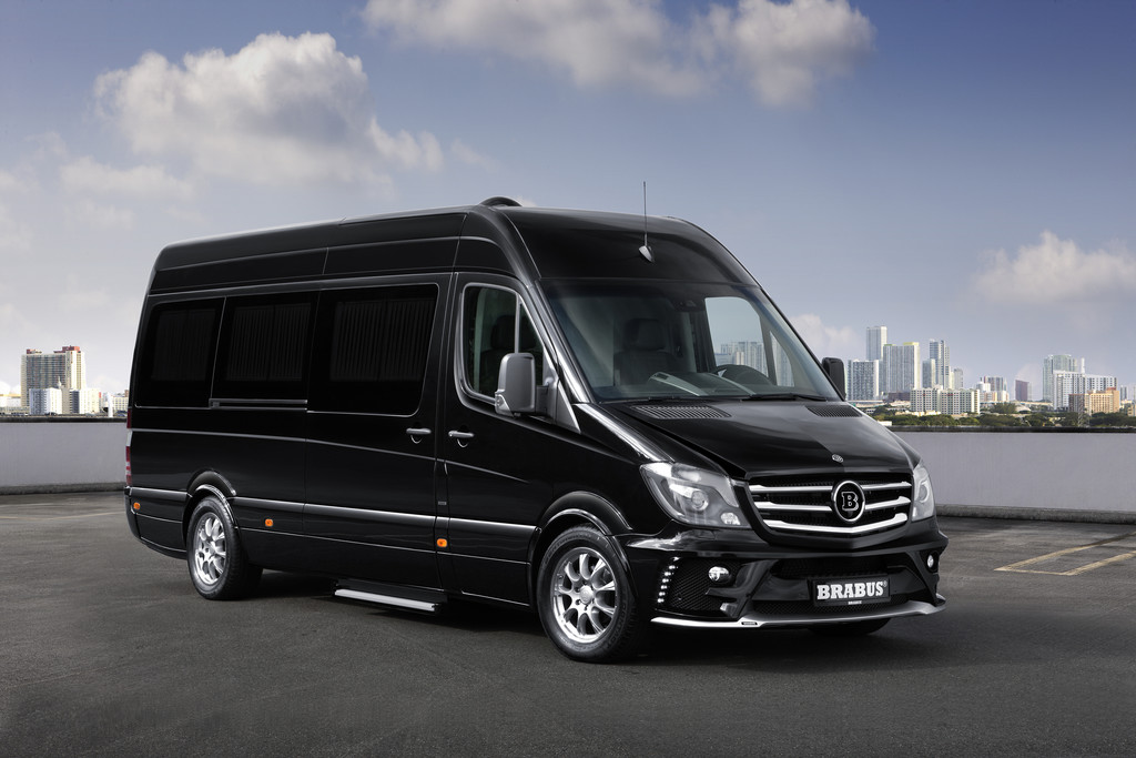 Moskau 2014: Bei Brabus wird der Sprinter zur rollenden Business Lounge