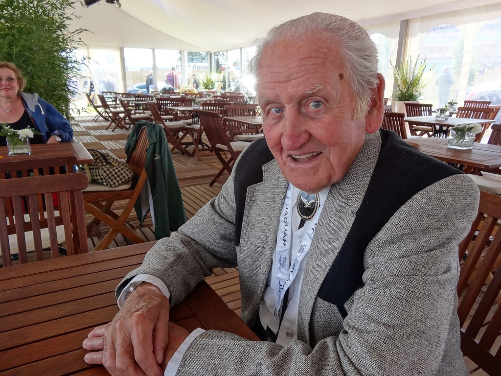 Norman Dewis – ein Mann und seine Autos