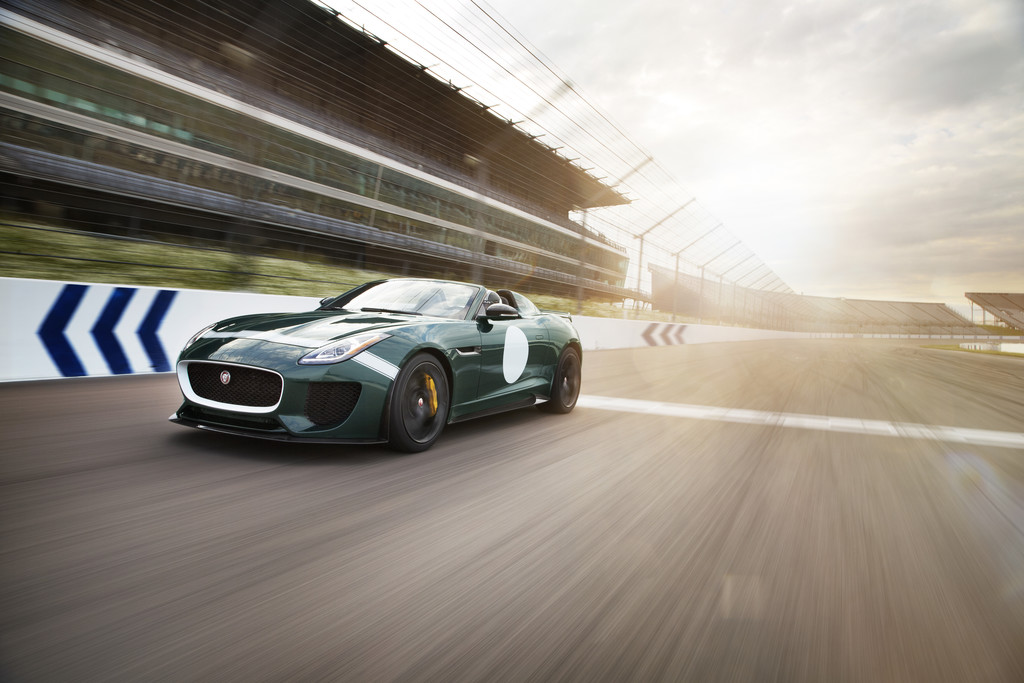 Oldtimer-Grand-Prix: Tradition bringt Spaß – Jaguar Project 7