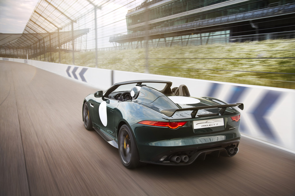 Oldtimer-Grand-Prix: Tradition bringt Spaß – Jaguar Project 7